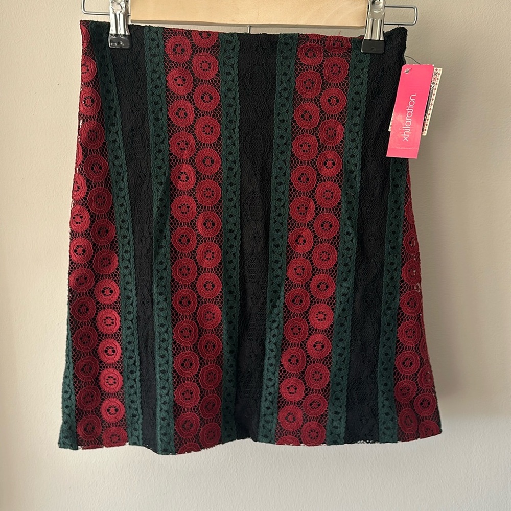 Brand new with tags Xhilaration skirt size small